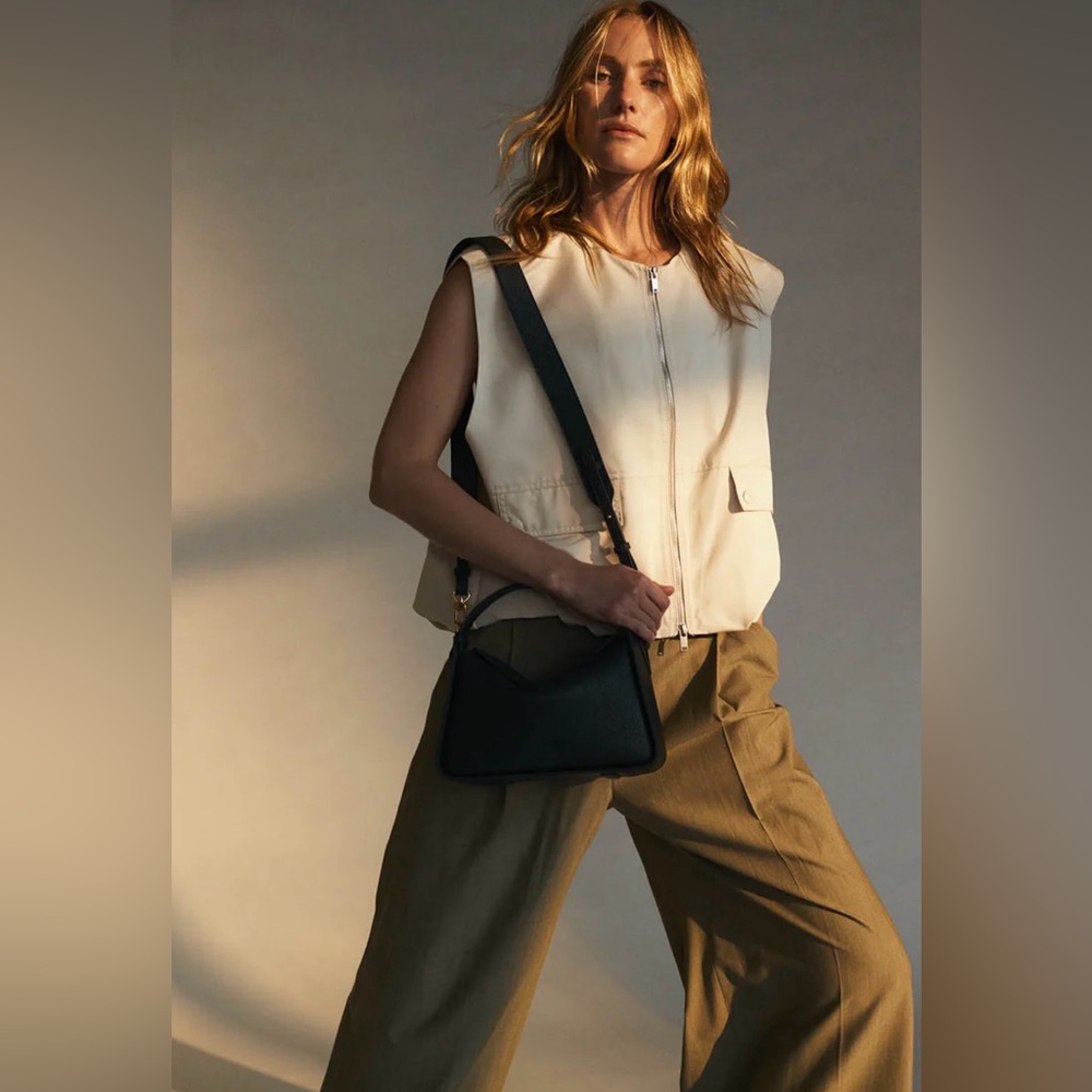 The Horse Clementine Bag in Navy & Gold
The Horse